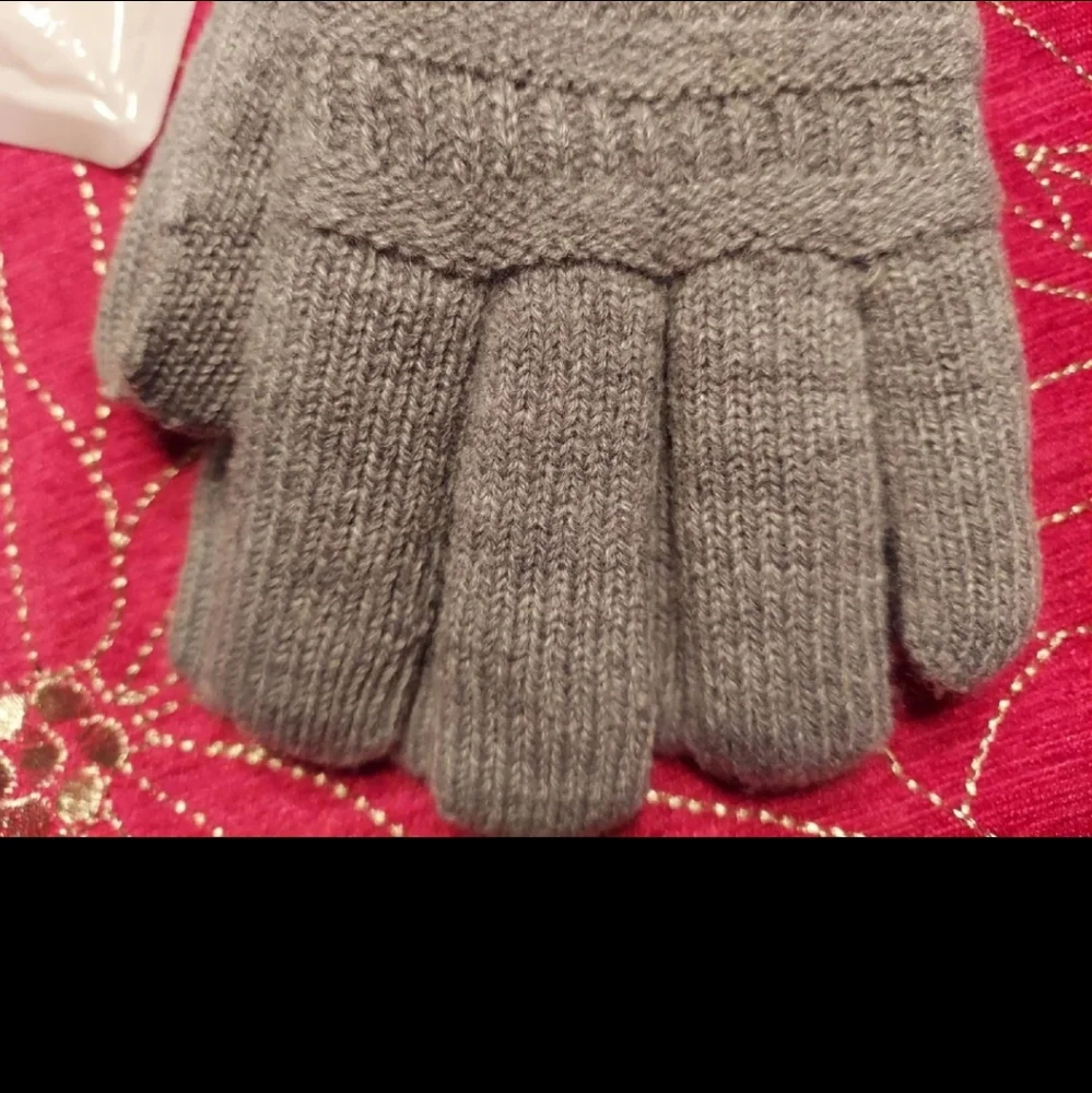 Vi-Grace Winter Warm & Thick Plush Knitted Gloves O/S Grey BNWT RETIRED